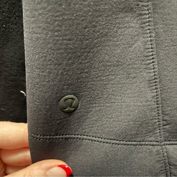 Lululemon Re-Form Jacket - Picture 10 of 10